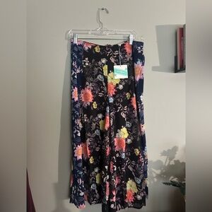 Umgee Floral Maxi pants - Black and Pink